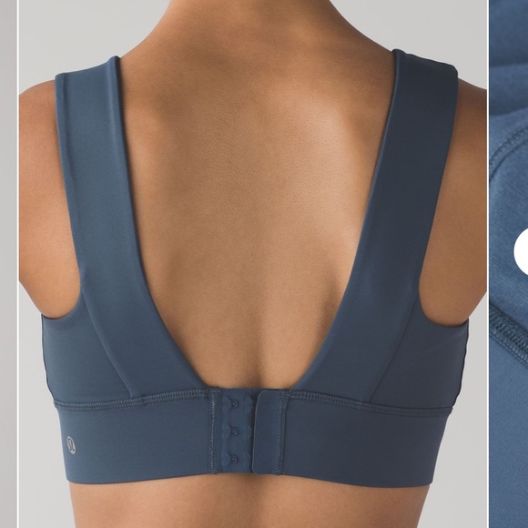 Lululemon On Track Bra Size 6 - Picture 2 of 10